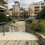 Appartement Douillet En Ville